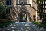 yale-university-1604159_640