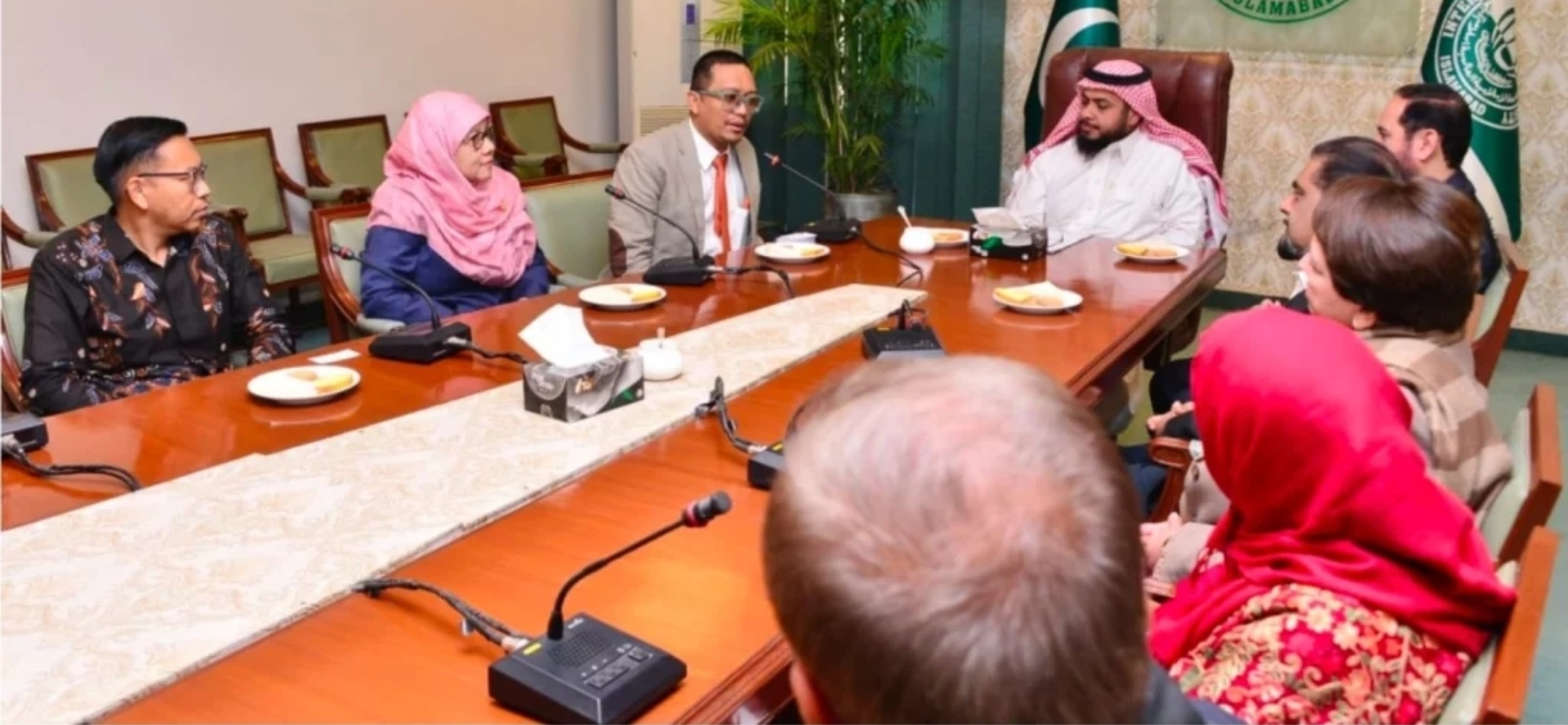 UNAIR expands collaboration in Pakistan