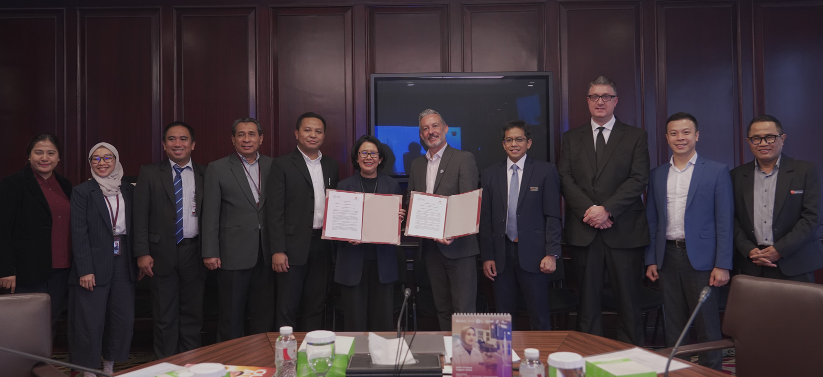 MoA between Bakrie Uni and Leeds Beckett Uni