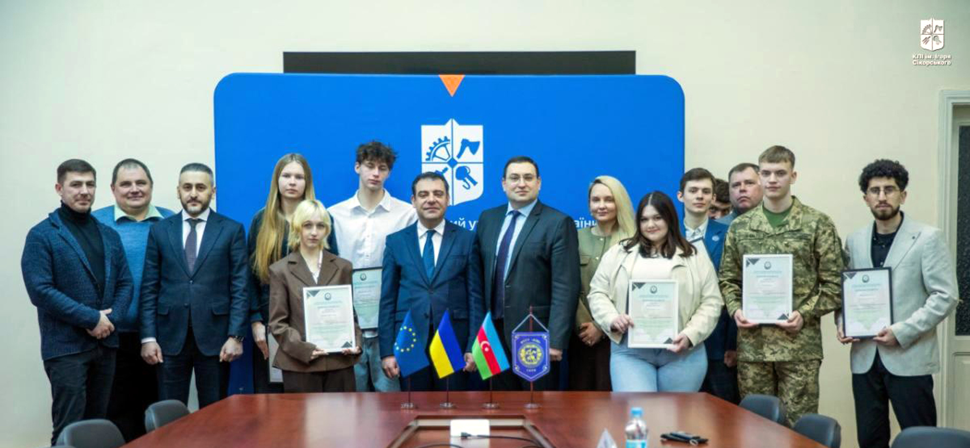 KPI winners of essay contest receive awards