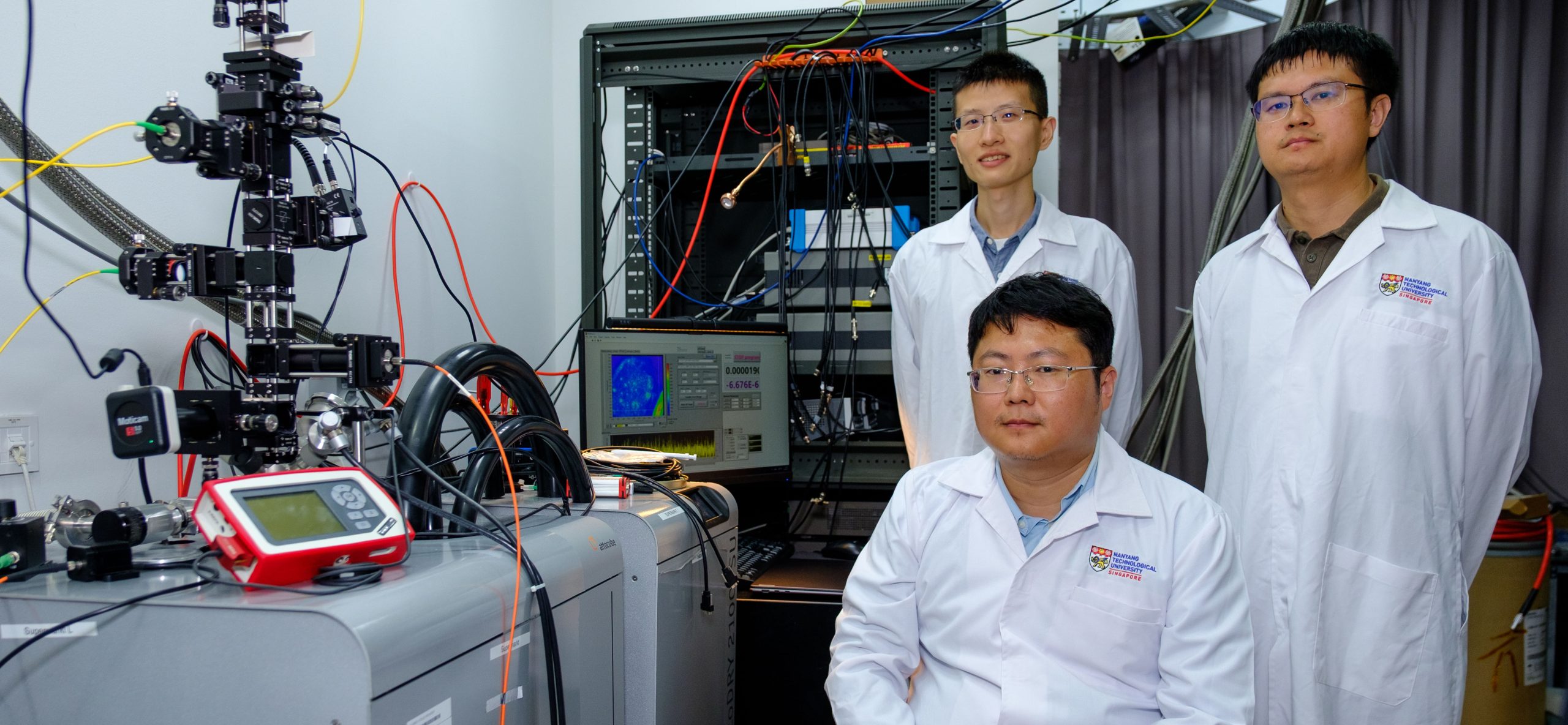Controlling electric currents with light