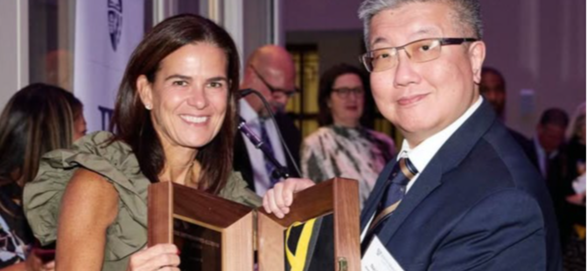 TMU Dean Nai-Wen Kuo Receives JHU Alumni Award